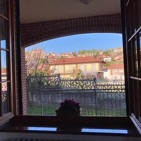 Fernando Couette-café Castagnole delle Lanze