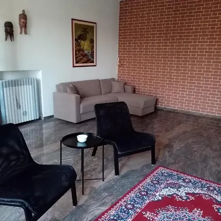 Couette-café Fernando Castagnole delle Lanze