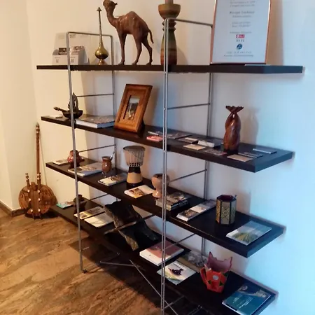 Couette-café Fernando 3*